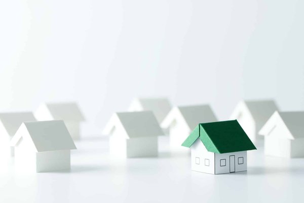 Quels services immobiliers sont essentiels pour un achat au Mont Blanc ?